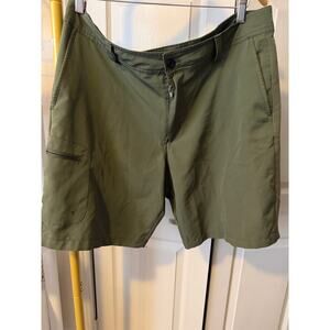 magellan green fishing shorts